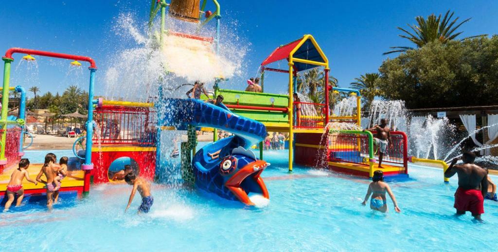 Апартаменти Sunflat Holidays Paradise Punta Prima Ла-Пінеда Екстер'єр фото